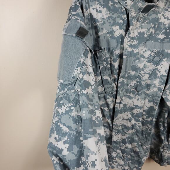 Army Combat Coat in Green Digital Camo Size L - Picture 4 of 11